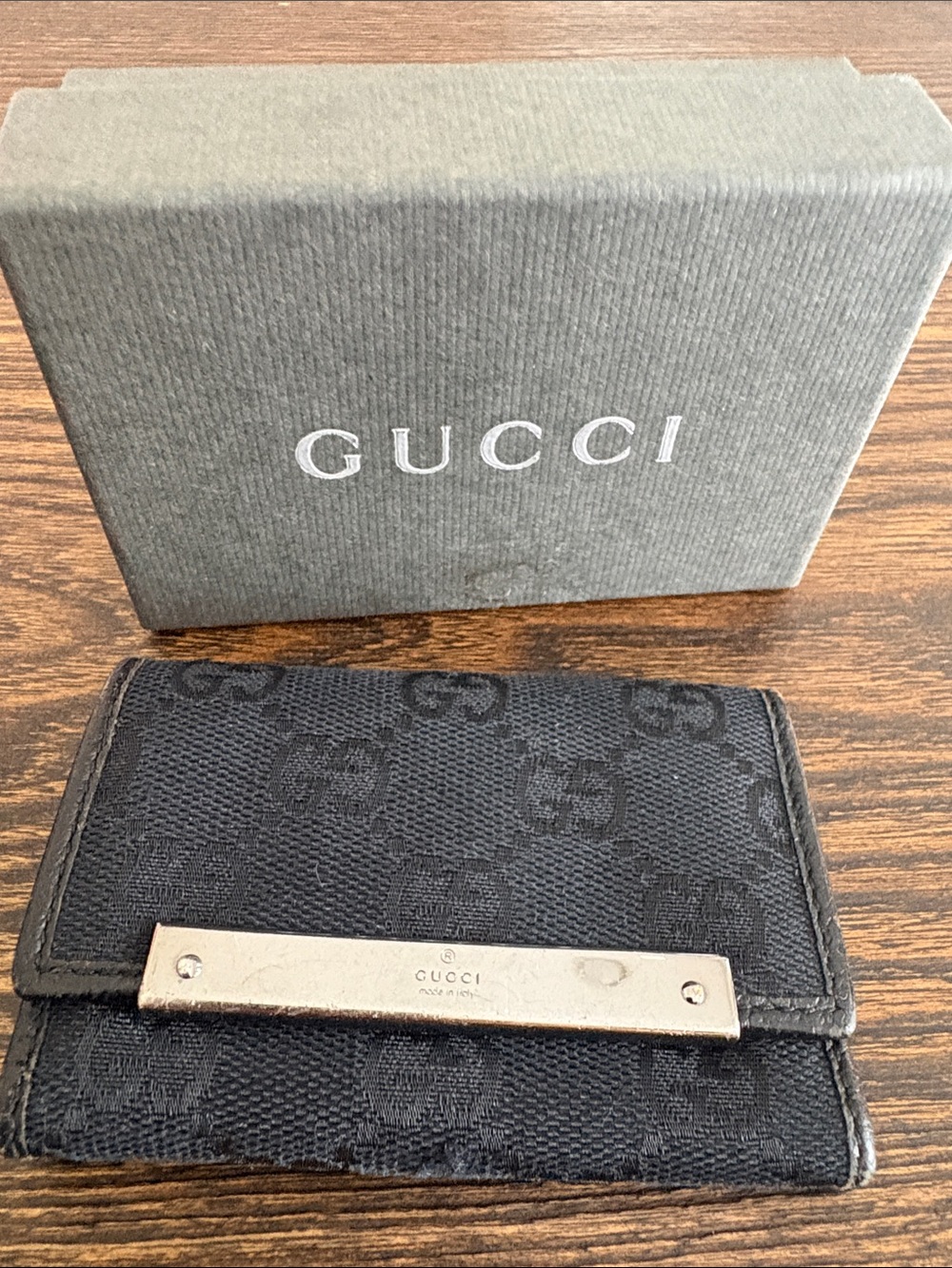 GUCCI Black Canvas GG Leather Trifold Key Holder w/ Box - Picture 3 of 9